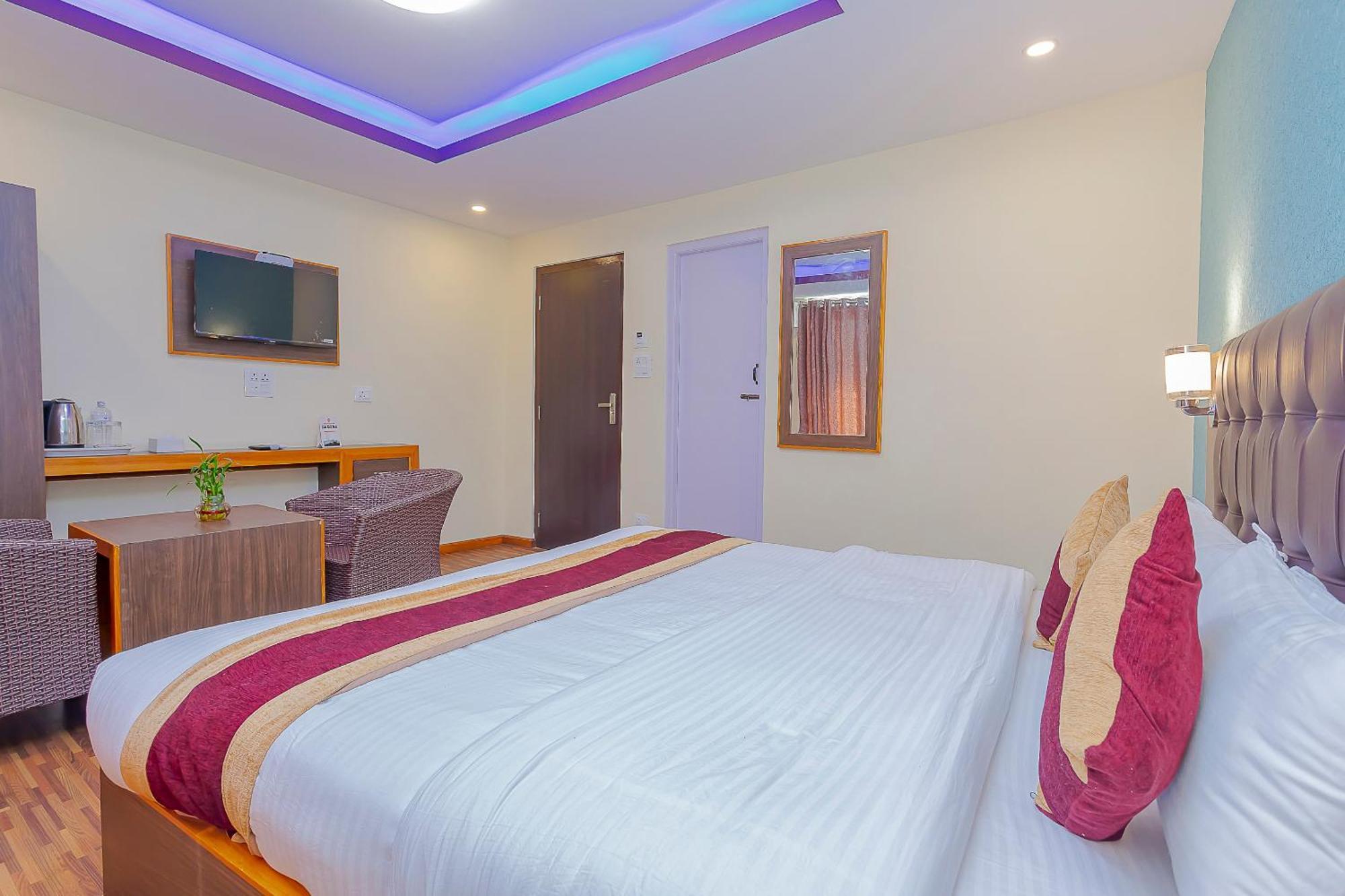 Oyo 798 Euphoria Inn Catmandu Exterior foto