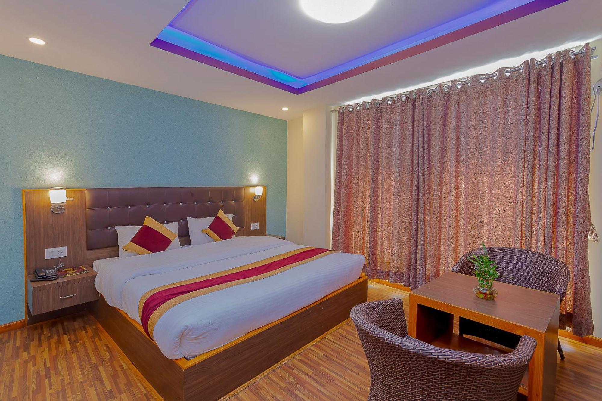 Oyo 798 Euphoria Inn Catmandu Exterior foto