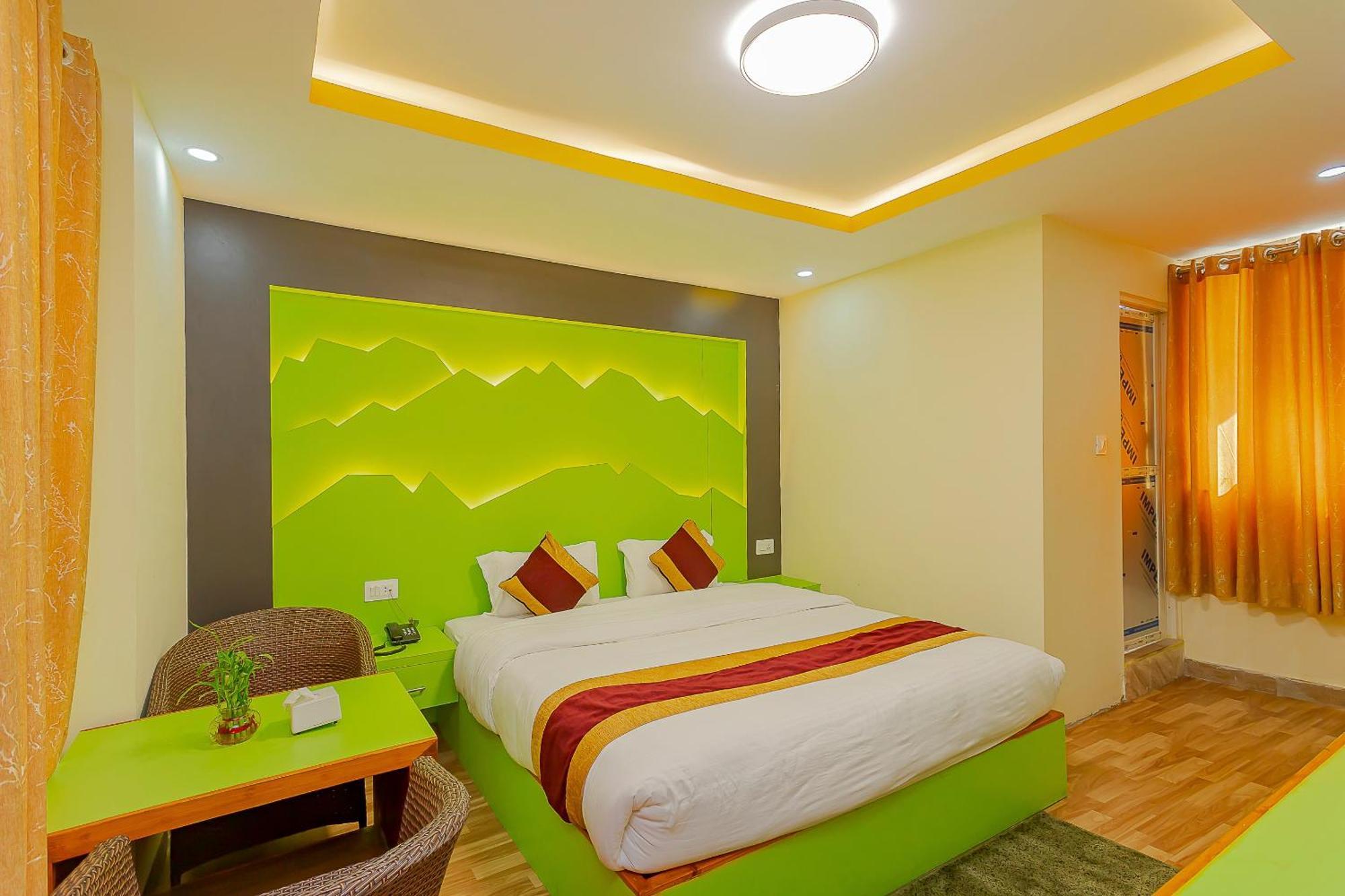 Oyo 798 Euphoria Inn Catmandu Exterior foto